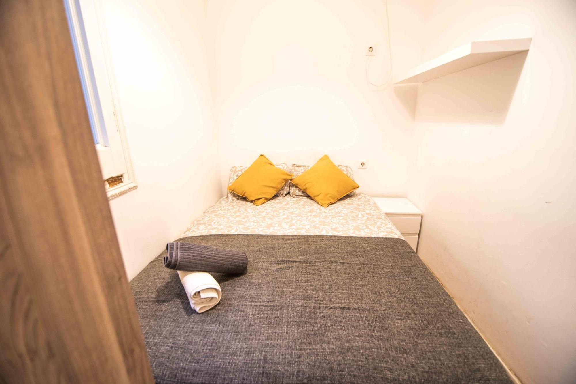 Balmes Private Rooms Barcelona Exterior foto